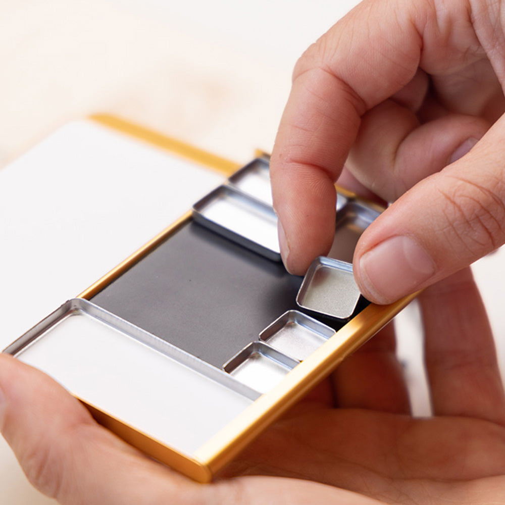 TRC USA x Art Toolkit TRAVEL & SKETCH Pocket Palette