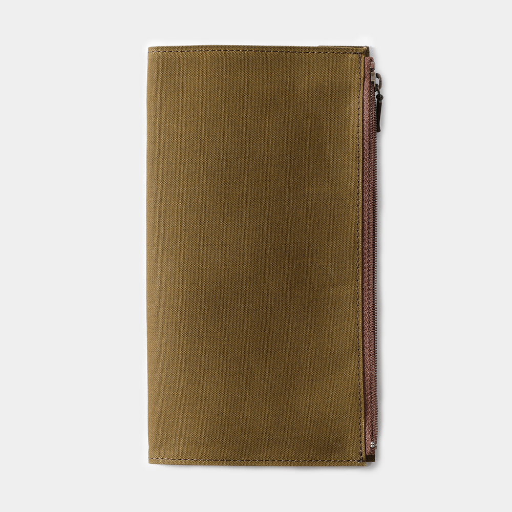 TRAVELER'S notebook Cotton Zipper Case | Passport Size | Olive TRAVELER'S notebook Cotton Zipper Case | Passport Size | Olive